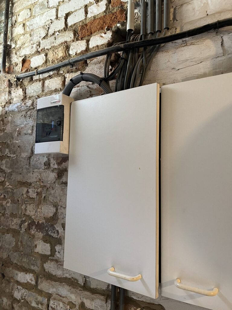 Zonnepanelen met thuisbatterij van 10,24 kWh in Heers – foto 3
