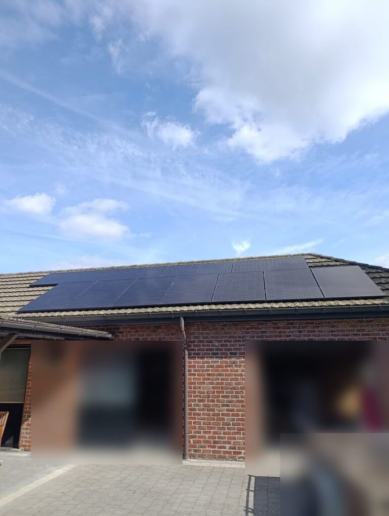 10,1 kWp zonnepanelen met thuisbatterij van 16 kWh in Heusden-Zolder