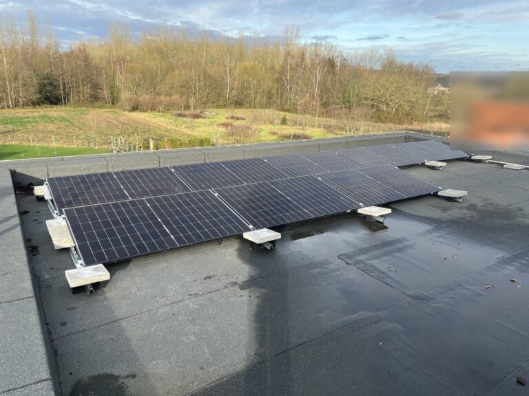8 zonnepanelen en thuisbatterij van 5,12 kWh in Holsbeek – foto 2
