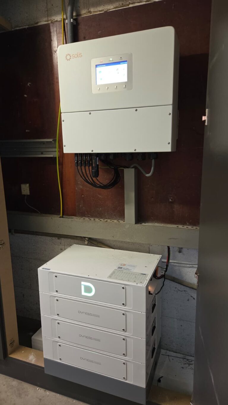 80 zonnepanelen van 32,4 kWp en thuisbatterij in Hoogstraten – foto 3