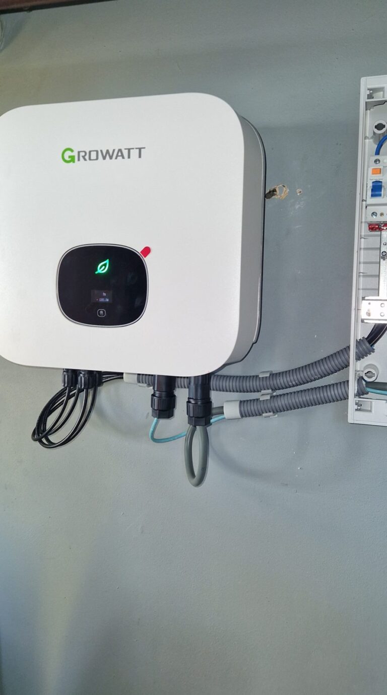 12 zonnepanelen in Laakdal – foto 2