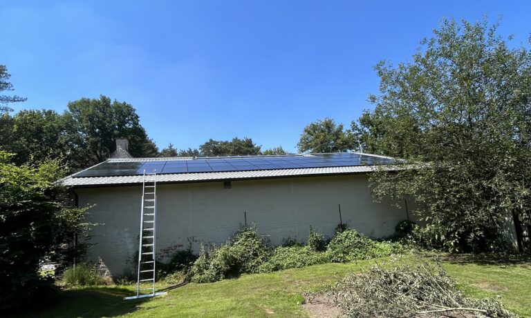48 zonnepanelen en thuisbatterij van 20,48 kWh in Lummen – foto 2