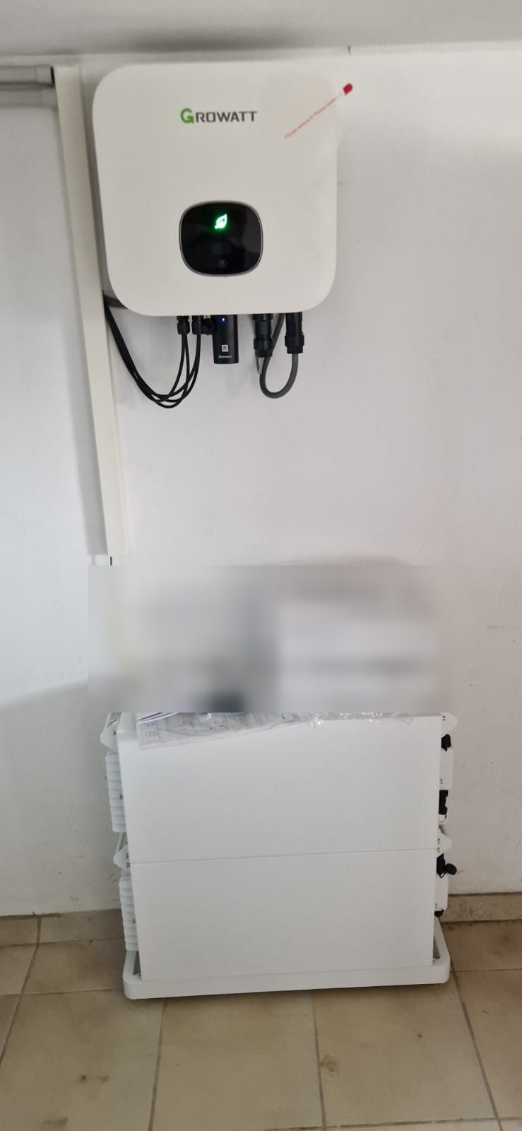 Zonnepanelen met thuisbatterij van 10 kWh in Maaseik – foto 3