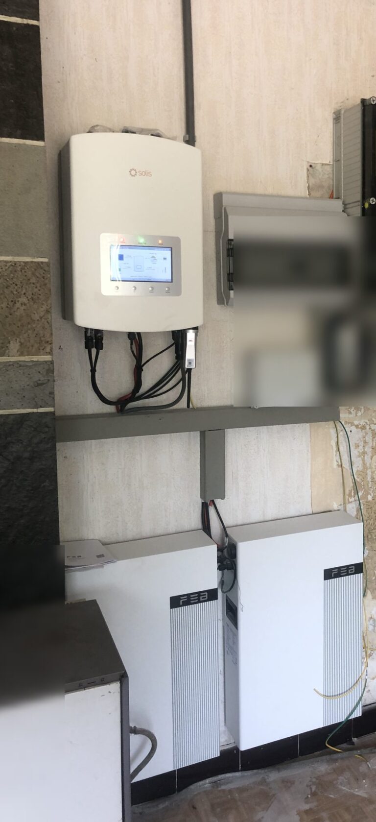 12 zonnepanelen en thuisbatterij van 10,24 kWh in Oudsbergen – foto 2