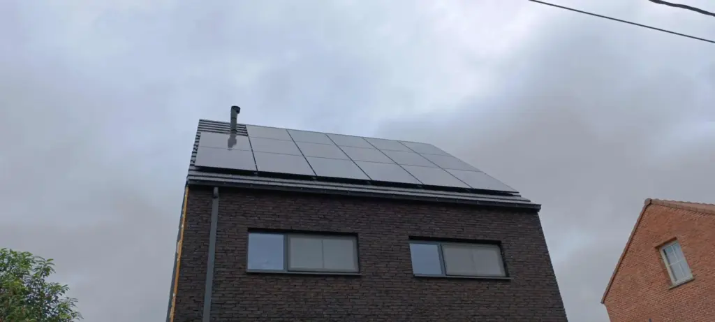 Zonnepanelen met thuisbatterij in Oudsbergen