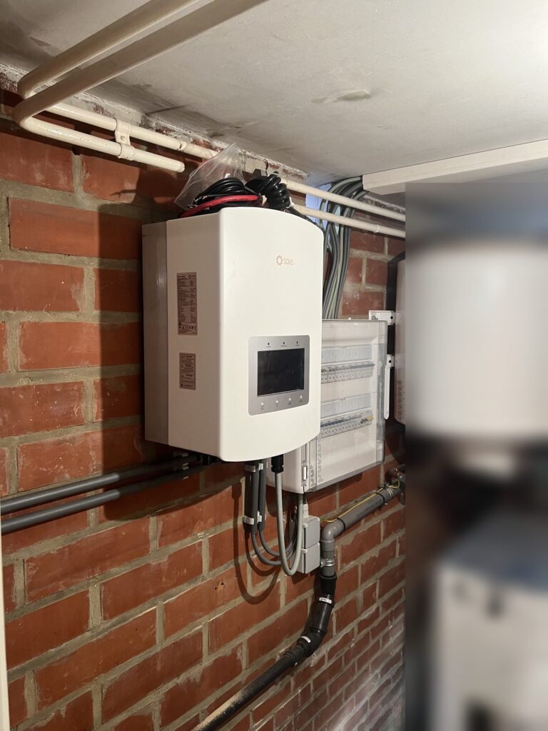 8 zonnepanelen met thuisbatterij van 16 kWh in Scherpenheuvel-Zichem – foto 3