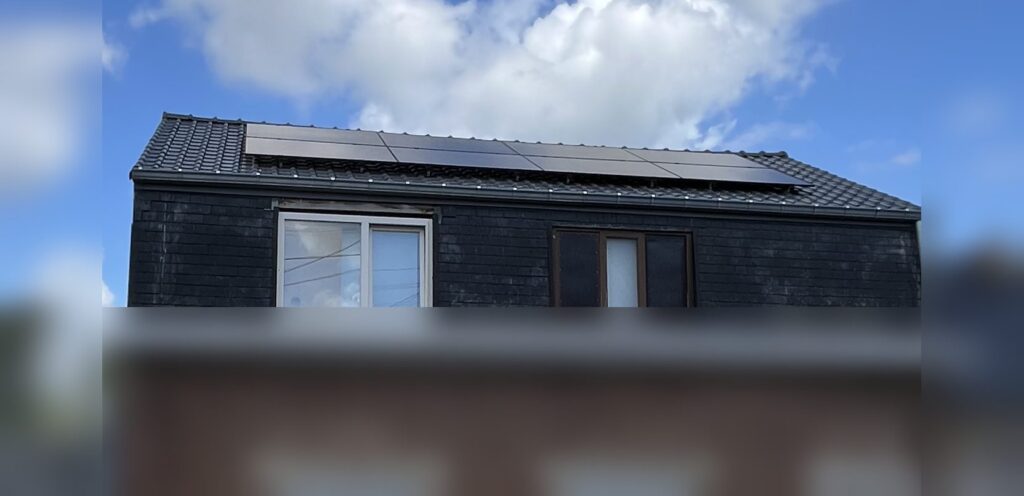 8 zonnepanelen met Growatt-omvormer in Sint-Truiden