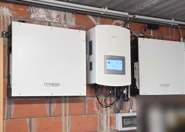 Zonnepanelen met thuisbatterij van 10,24 kWh in Temse – foto 2