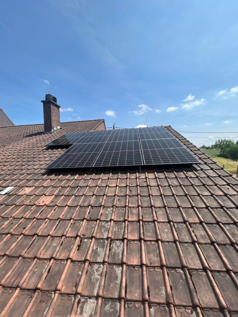 Zonnepanelen en thuisbatterij in Halle – foto 2