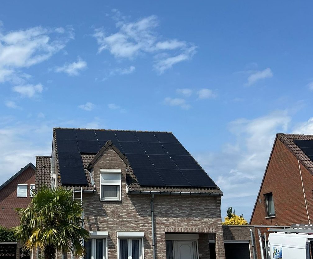 Zonnepanelen en thuisbatterij in Maaseik