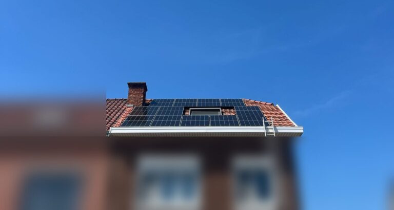 12 zonnepanelen en thuisbatterij van 10,24 kWh in Tongeren