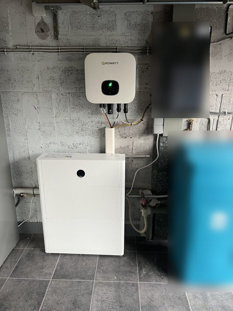 12 zonnepanelen en thuisbatterij van 10 kWh in Zemst