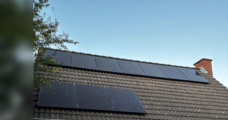 Zonnepanelen van 8,7 kWp met thuisbatterij van 10,66 kWh in Zemst – foto 2