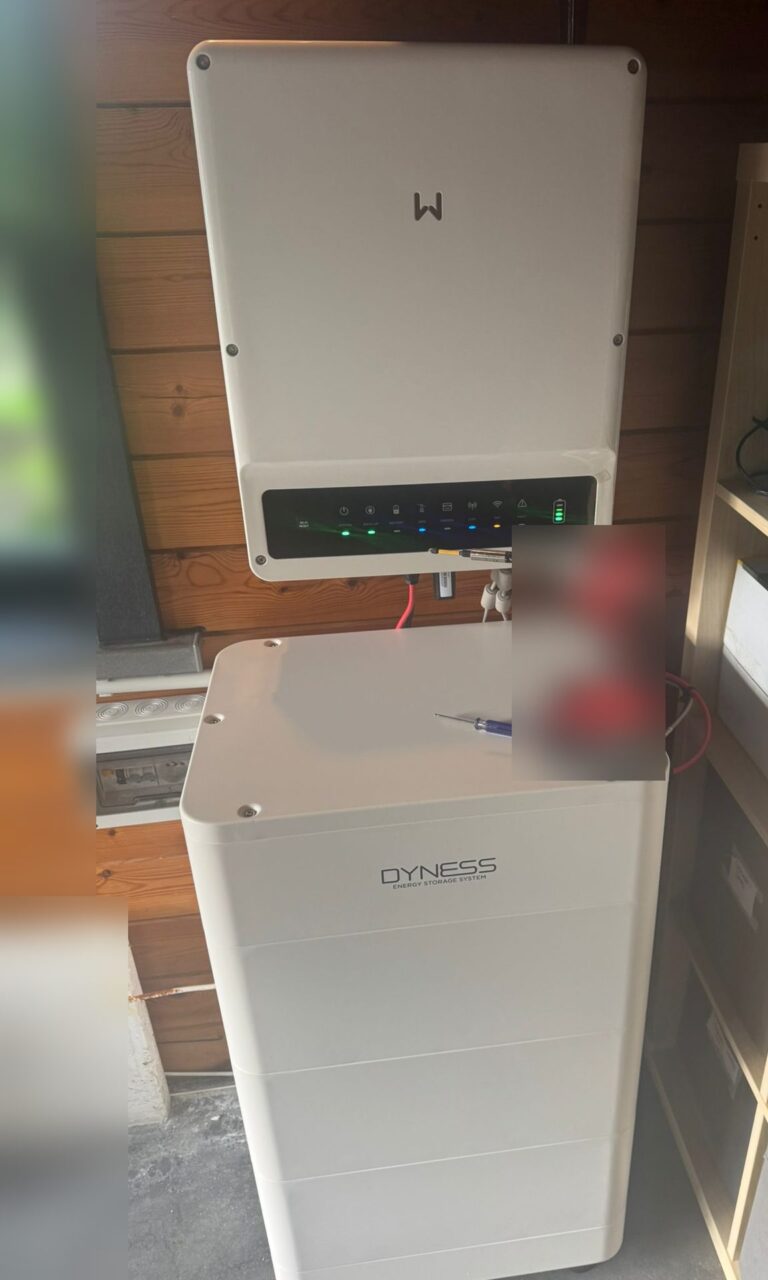 Zonnepanelen van 8,7 kWp met thuisbatterij van 10,66 kWh in Zemst – foto 3